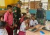 TNI Perkenalkan Ilmu Pengetahuan Dan Teknologi Kepada Anak-Anak Sekolah Di Papua
