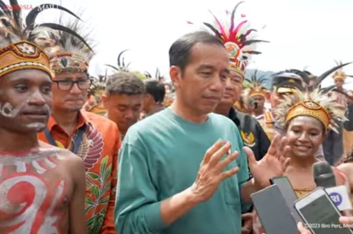 pembebasan-pilot-susi-air-jokowi-jangan-dilihat-kita-diam-ya-lqq