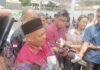 JENAZAH MANTAN GUBERNUR PAPUA, ALM. LUKAS ENEMBE AKAN TIBA DI JAYAPURA KAMIS PAGI