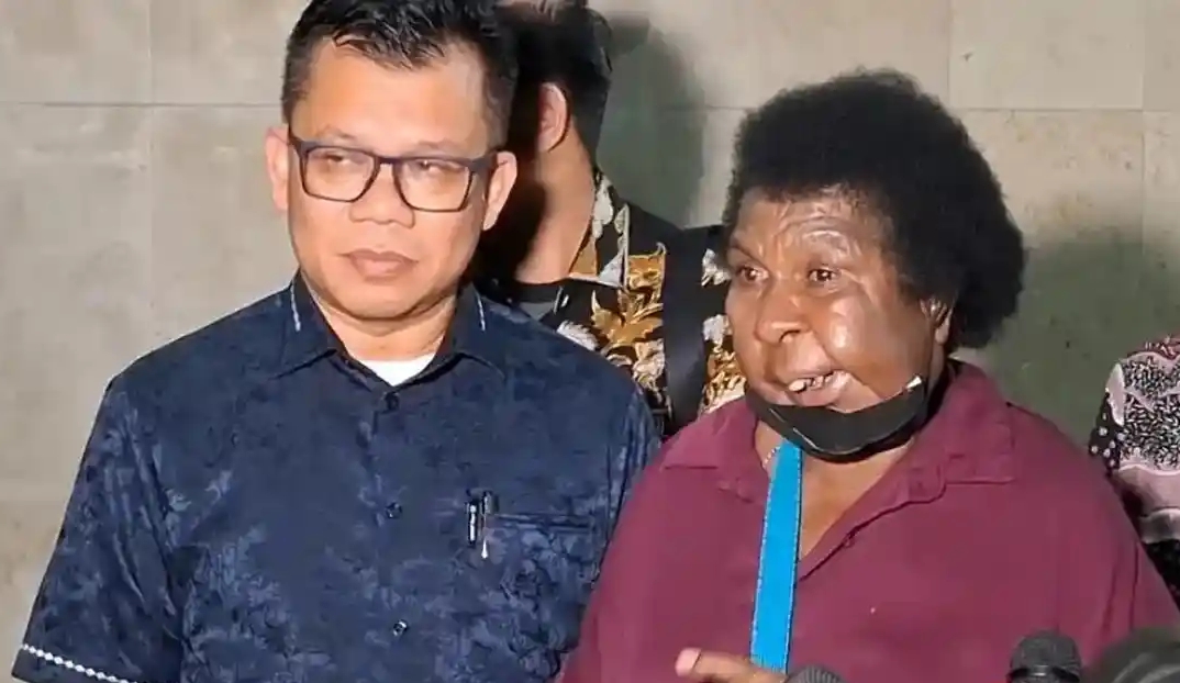 DIMUNCULKAN DI FILM PESTA BABI, TOKOH PEREMPUAN ADAT PAPUA, TUNTUT DAN BAWA KE RANAH HUKUM