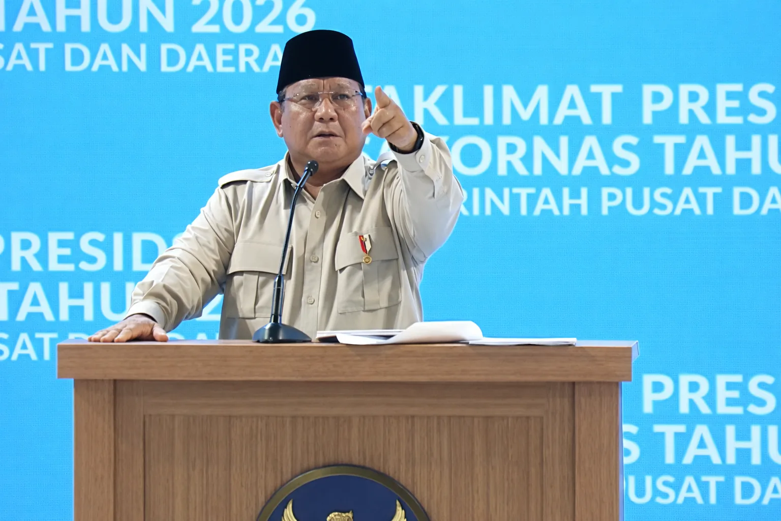 PRABOWO BERI TAKLIMAT KEPADA 1.000 PERWIRA TNI-POLRI DI SESKOAD BANDUNG