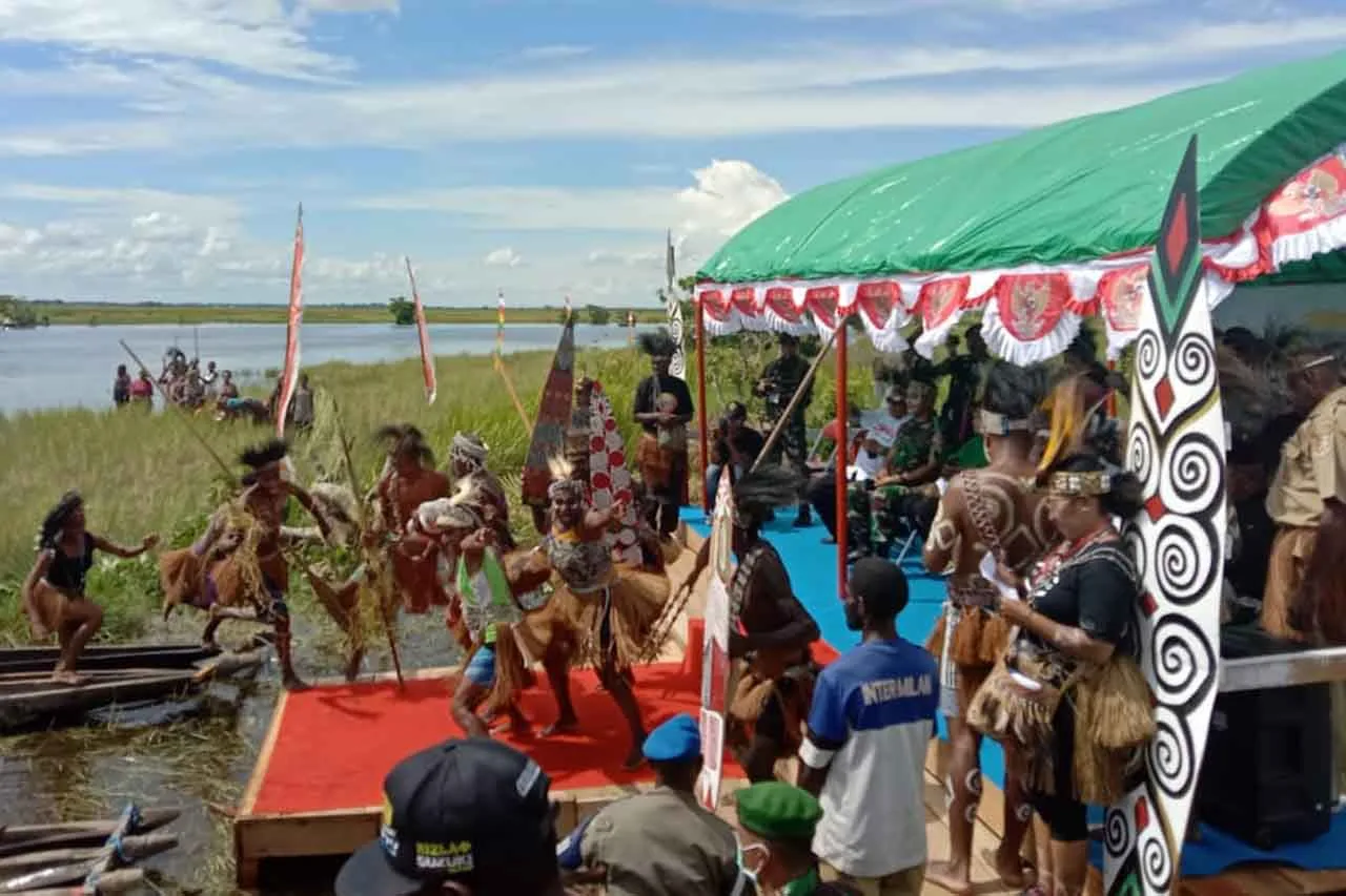 Perayaan Festival Budaya Sejuta Rawa Di Kabupaten Mappi