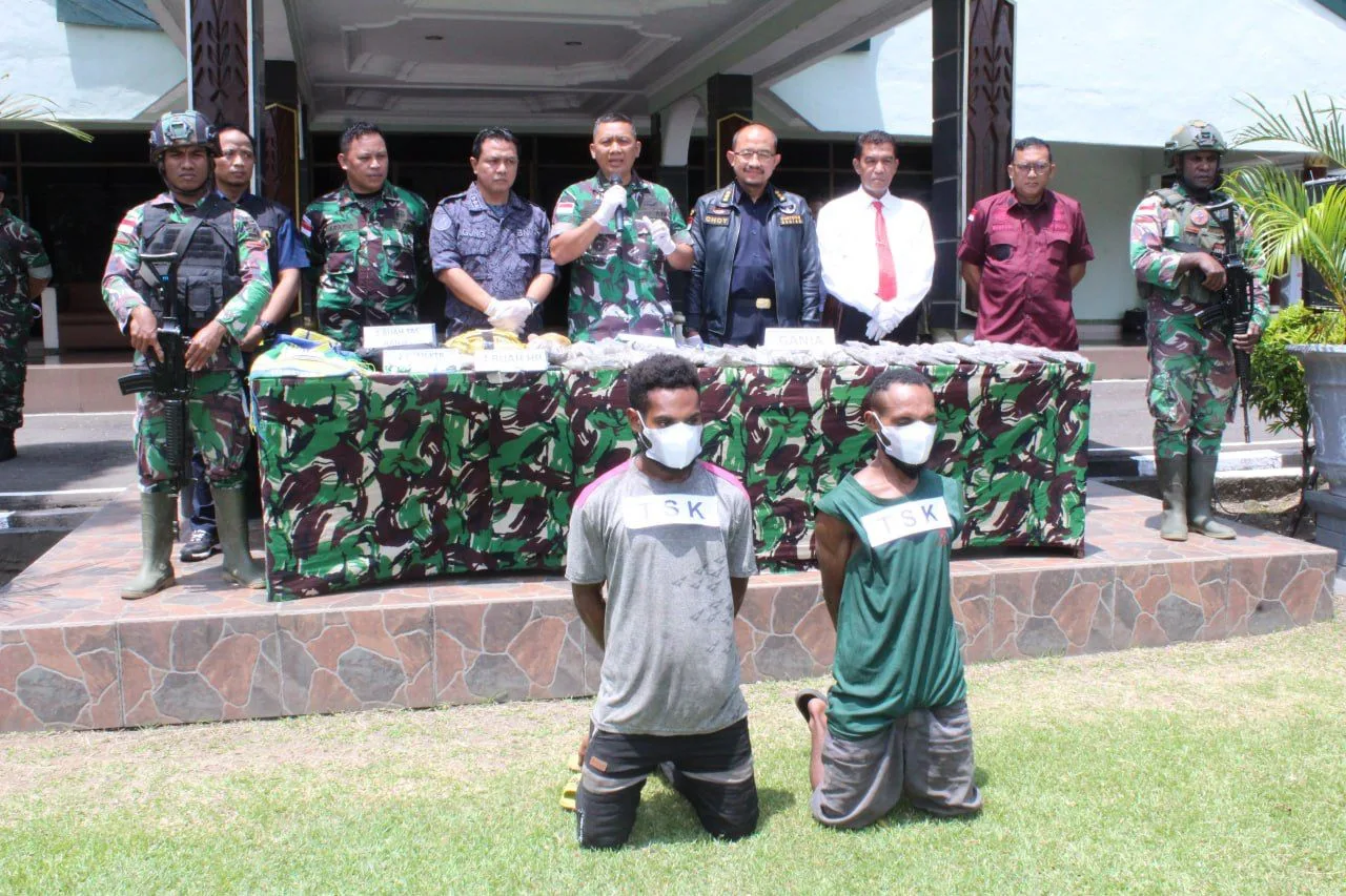 Sinergi Aparat Gabungan Gagalkan Penyelundupan 5 Kg Ganja Asal PNG