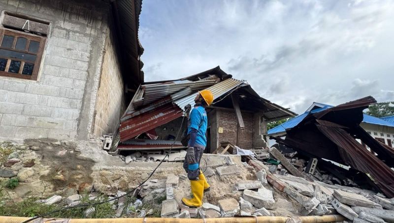PEMULIHAN LISTRIK DI LOKASI GEMPA SULTENG SUDAH 100 PERSEN SELESAI