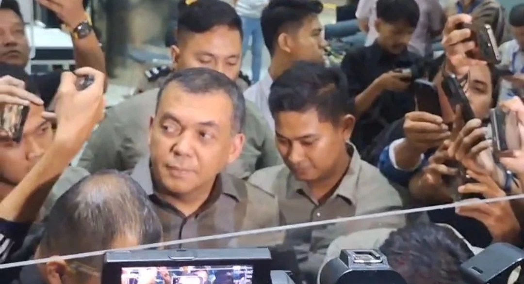 USAI DIUMUMKAN KPK, WAKIL MENTERI IMIGRASI DAN PEMASYARAKATAN SILMY SERAHKAN DIRI
