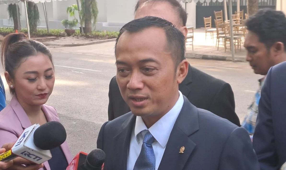 ISU MENKEU MUNDUR, ISTANA BANTAH : TIDAK ADA RENCANA ITU