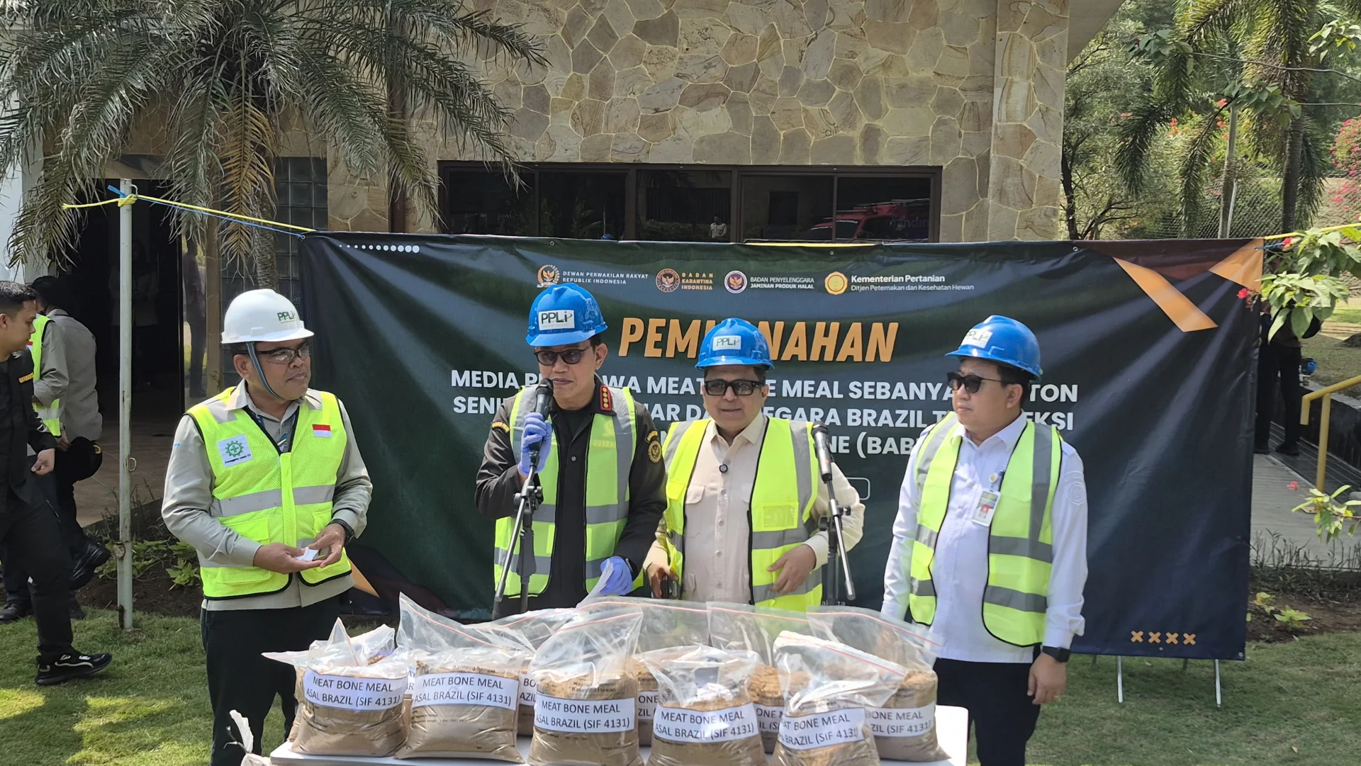 ZERO TOLERANCE KEPADA PELANGGAR, BARANTIN MUSNAHKAN 321 TON MEAT BONE MEAL