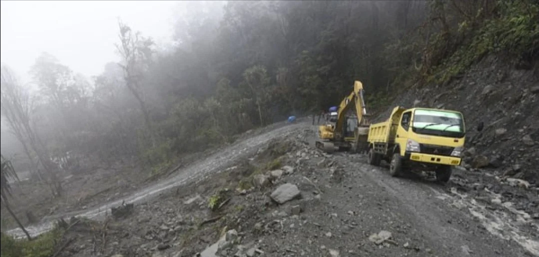PEMERATAAN PEMBANGUNAN DI PAPUA,   PEMBUATAN JALAN PENGHUBUNG JAYAPURA-NABIRE JADI PRIORITAS