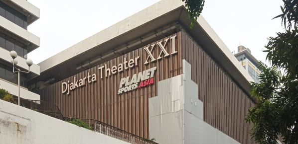 KEBAKARAN LANDA GEDUNG DJAKARTA THEATER