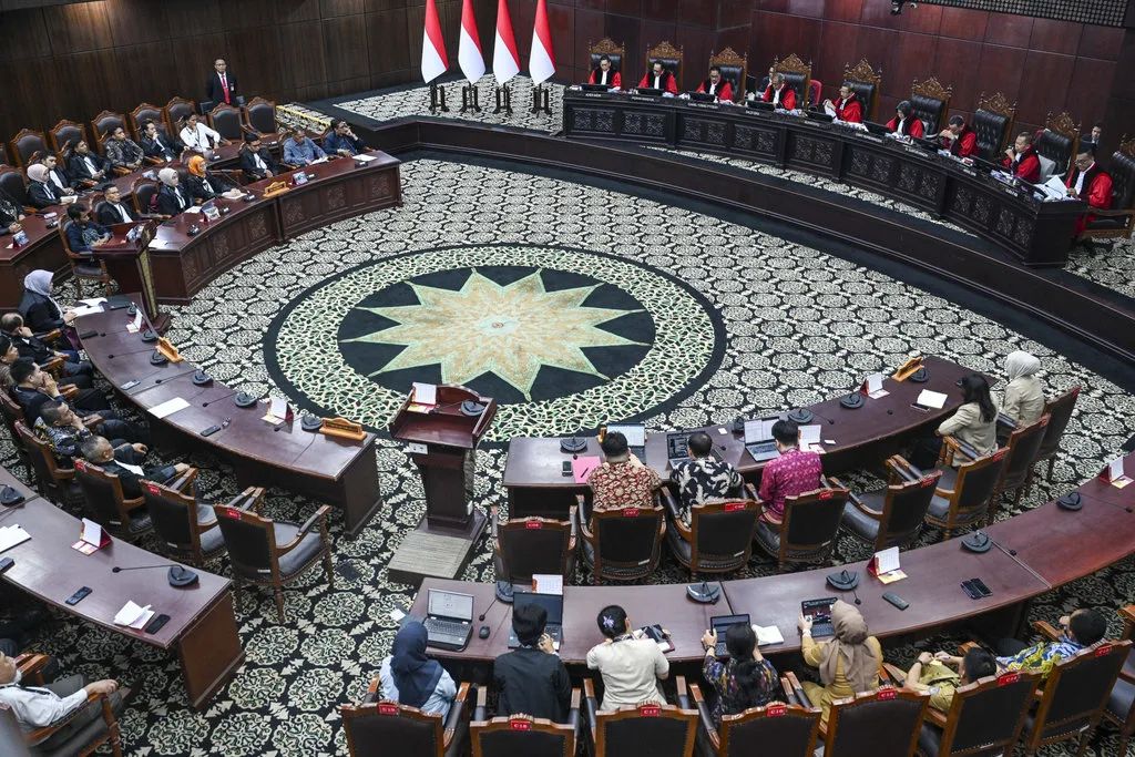 SAH, MK PUTUSKAN: DI TAHUN 2028 MBG TIDAK BOLEH LAGI GUNAKAN ANGGARAN PENDIDIKAN