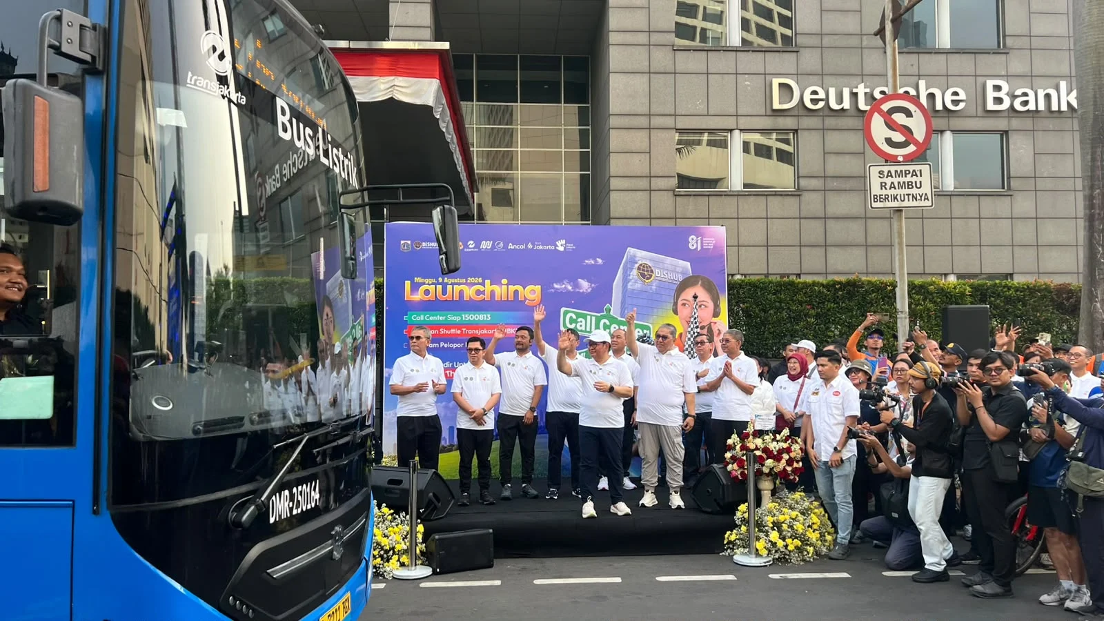 GUBERNUR DKI JAKARTA LUNCURKAN RUTE BARU TJ BUNDARAN SENAYAN-HBKB ANCOL