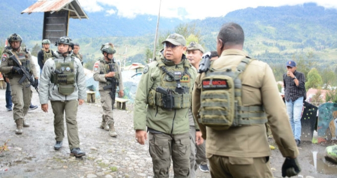 TIM GABUNGAN SATGAS ODC SELIDIKI KETERLIBATAN KKB DALAM PERISTIWA PENEMBAKAN DI WALESI