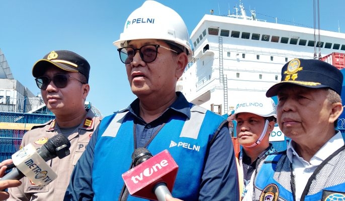 DARI MAKASSAR UNTUK NTT : PELNI GRATISKAN PENGIRIMAN BANTUAN, KARENA NTT, DUKA KITA BERSAMA