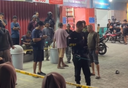 RIBUT, JURU PARKIR TEWAS DITERJANHG 8 PELURU OKNUM POLISI
