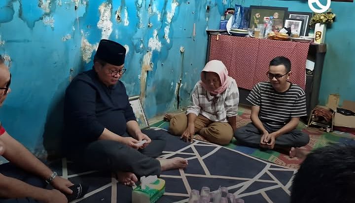 GUBERNUR MELAYAT KERUMAH KORBAN TEWAS KERUSUHAN, WARGA MINTA USUT TUNTAS