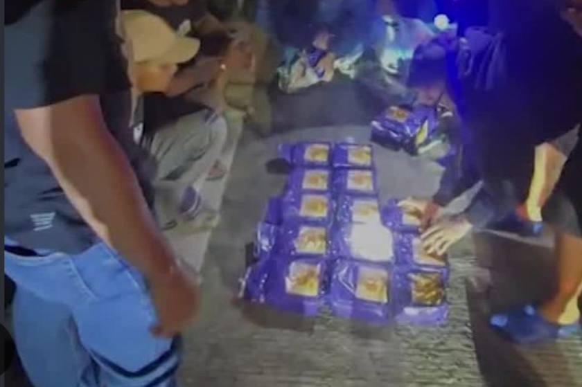 MODUS BARU NARKOBA, POLISI BONGKAR 19 KG SABU YANG DI SELIPKAN DI MOBIL PIKAP PENGANGKUT KAMBING