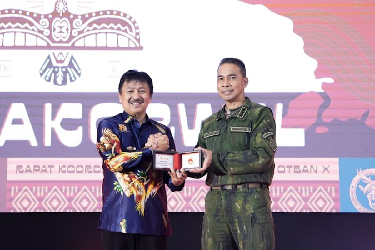 JAMIN KESELAMATAN RUTE EKSTREM PAPUA, KEMENHUB PERKETAT PENGAWASAN 200 PENERBANGAN PERINTIS DAN PETAKAN DRONE KARGO