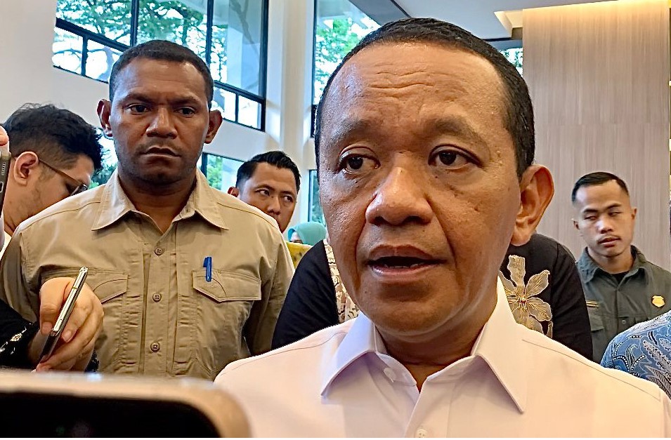 EFEK HARGA PERTAMAX NAIK, KONSUMSI PERTALITE JEBOL KUOTA: BAHLIL LAGI HITUNG TAMBAHANNYA