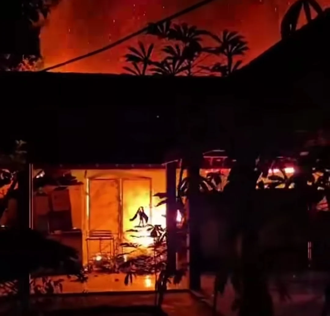 GUDANG OKSIGEN RSUD MAYJEND H.M RYACUDU KOTABUMI LUDES TERBAKAR