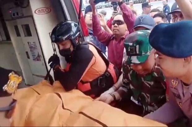 1 ORANG KORBAN MENINGGAL DUNIA, 173 SELAMAT DALAM INSIDEN KEBAKARAN KMP PUTRI YASMIN