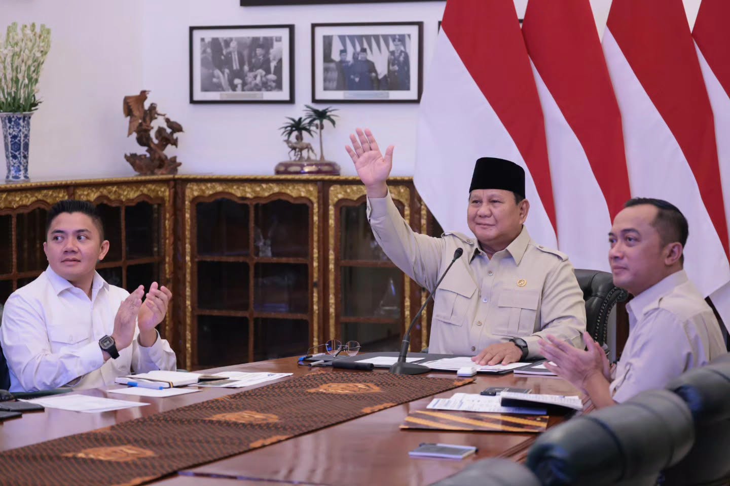 PRESIDEN RESMIKAN RIBUAN JEMBATAN DAN SUMBER AIR YANG DIBANGUN TNI DI SELURUH INDONESIA