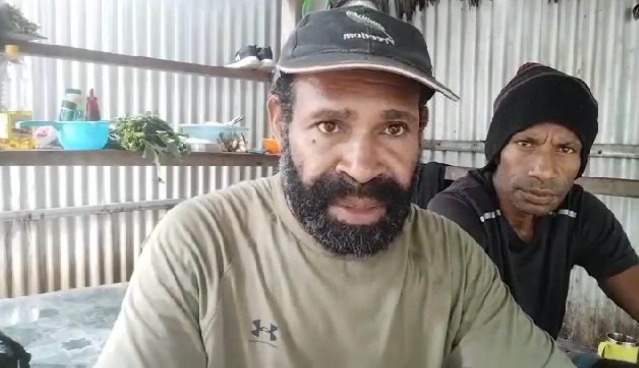 SEBBY SAMBOM SERUKAN BOIKOT HUT KE 81, ORANG ASLI PAPUA MERAYAKAN HUT KEMERDEKAAN 1 DESEMBER