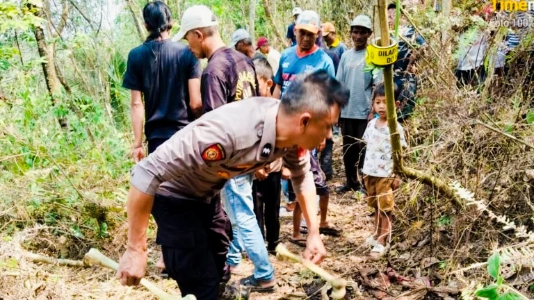 GEGER TEMUAN TENGKORAK DAN TULANG MANUSIA DI KEBUN BANTARKALONG TASIKMALAYA, WARGA AWALNYA CARI SARANG LEBAH MADU