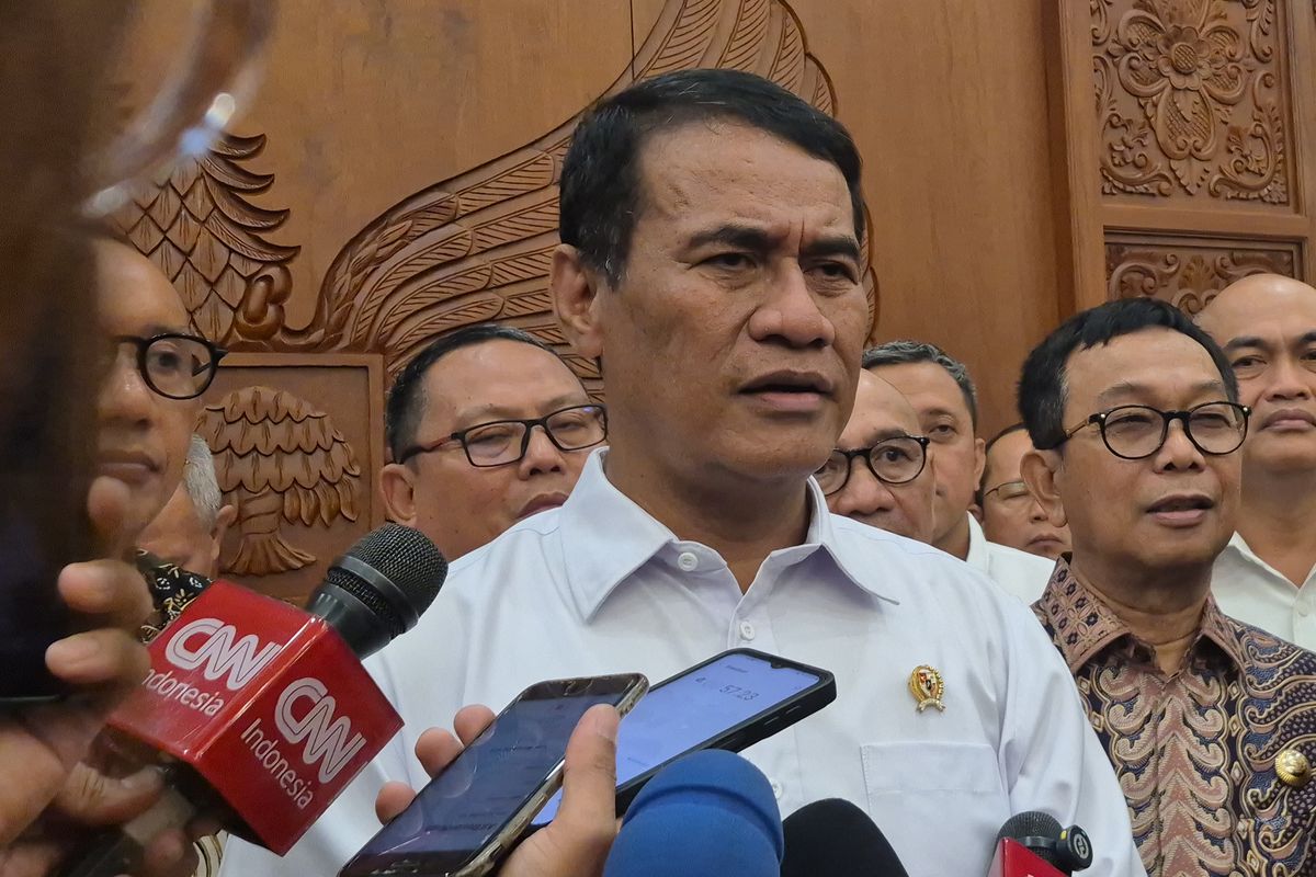 PEMERINTAH SIAPKAN 2 JUTA HEKTAR BASIS BAHAN BAKU PENGEMBANGAN BIOETANOL