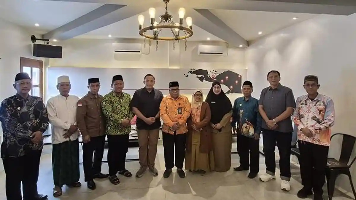 BENTENGI GENERASI MUDA DARI RADIKALISME DIGITAL, DENSUS 88 RANGKUL TOKOH AGAMA DAN FKUB PAPUA TENGAH