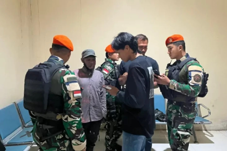 CEGAH TRANSAKSI SENJATA API, PASUKAN TNI TANGKAP WADANYON TPNPB-OPM ABDON KISAMDU DI BANDARA NOP GOLIAT YAHUKIMO