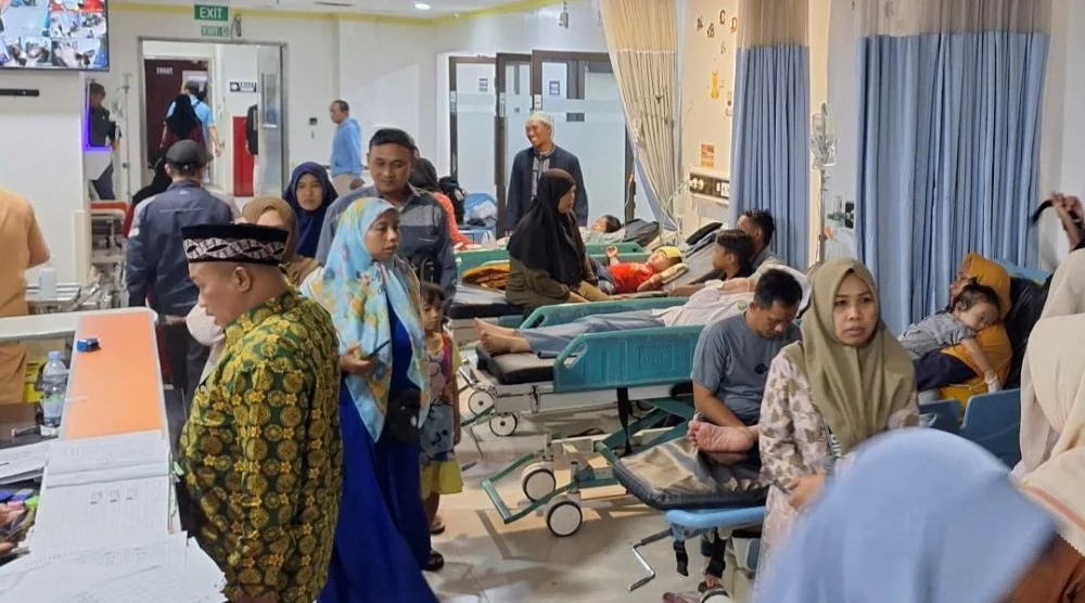 BGN COPOT KEPALA SPPG SIDOARJO KALITENGAH, BUNTUT KERACUNAN 512 SANTRI