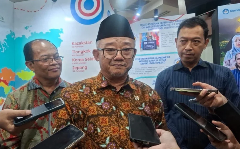 MENDIKDASMEN PERINTAHKAN SEKOLAH TERDAMPAK ERUPSI KRAKATAU BERLAKUKAN PJJ