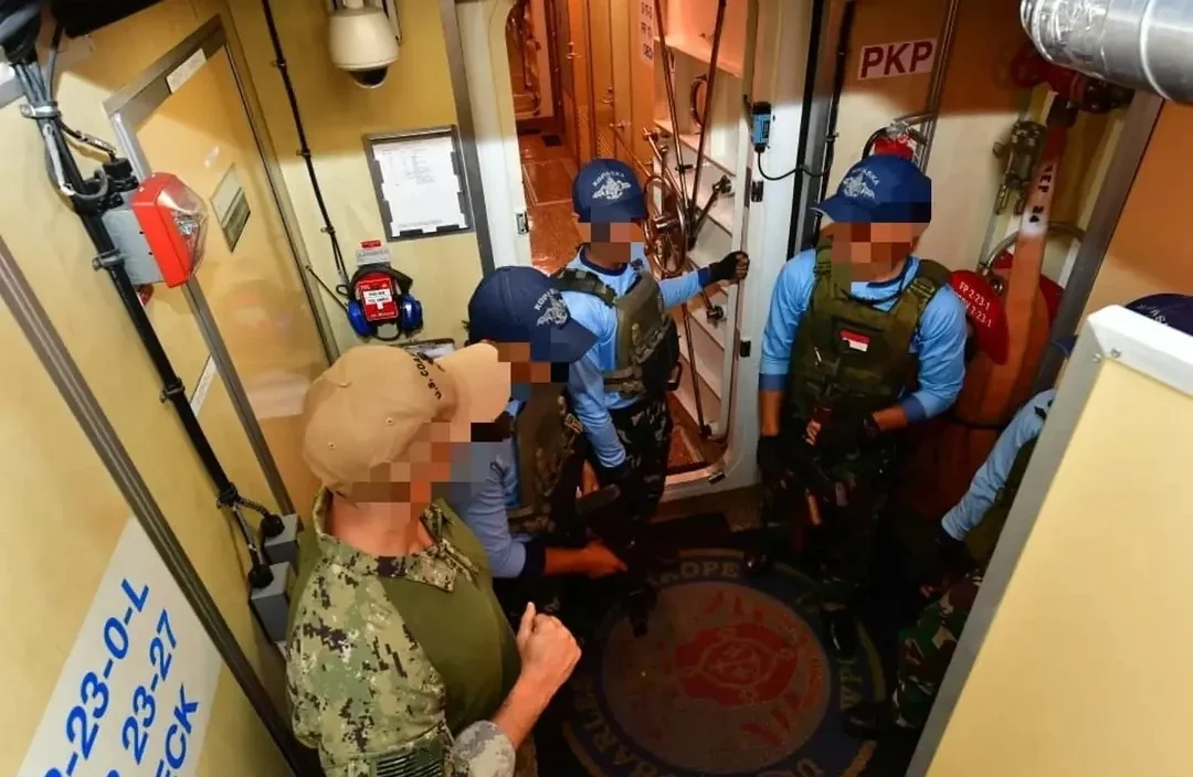 VBBS BERSAMA US NAVY, KOPASKA ASAH TARING DI SUPER GUARD SHIELD