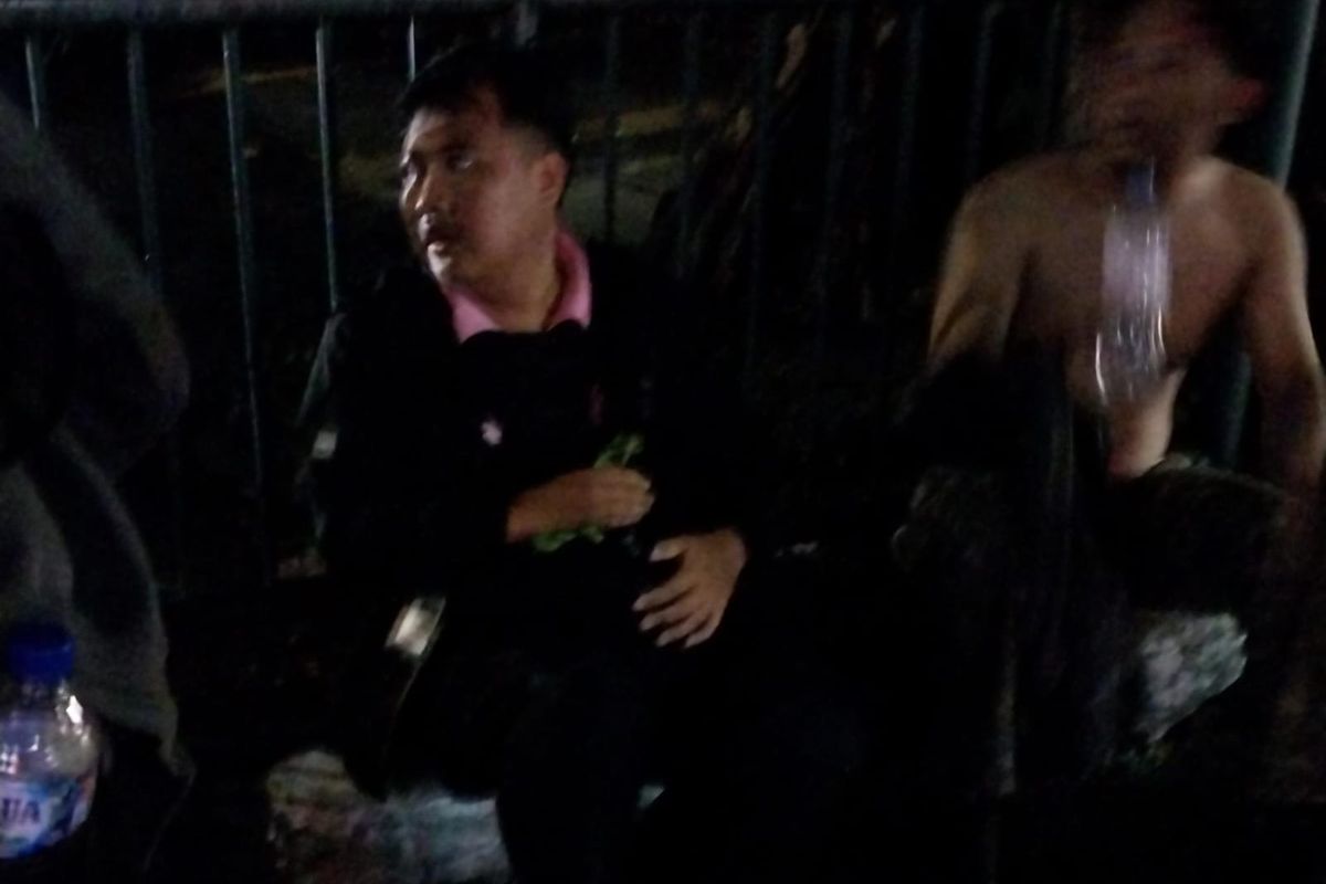 VIDEOGRAFER METROPOLITAN DIDUGA DIKERASI APARAT SAAT LIPUT DEMO DI TUGU KUJANG BOGOR