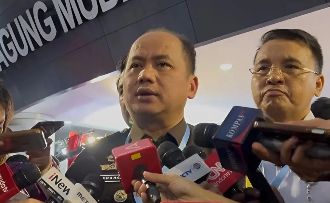 KEJAKSAAN AGUNG PERIKSA MANTAN SEKRETARIS DPRD BEKASI DALAM KASUS DUGAAN KORUPSI MIGAS, KERUGIAN NEGARA DITAKSIR RP2 TRILIUN