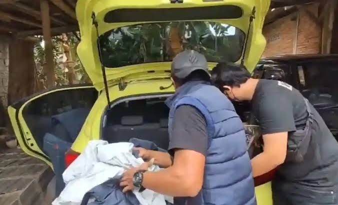 OPERASI GABUNGAN GEREBEK KAMPUNG BERLAN, 8 ORANG DIAMANKAN, 7 POSITIF NARKOBA