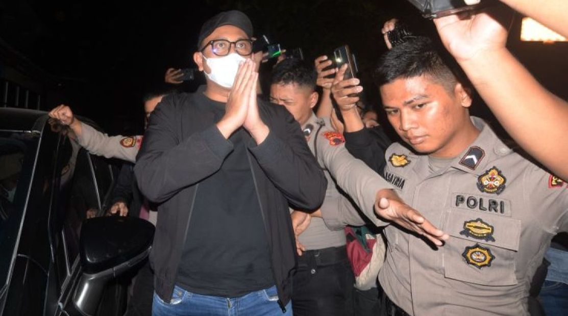 OTT BUPATI KLATEN, KPK JUGA TANGKAP KEPALA BPK JATENG