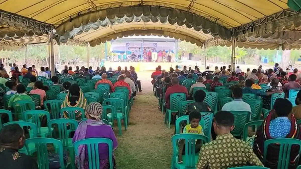 PERKUAT KEMITRAAN STRATEGIS PEMBANGUNAN MORAL DAN KERUKUNAN, PEMKAB NABIRE APRESIASI PEMBUKAAN KONFERENSI KE-III GIDI WILAYAH PANTURA