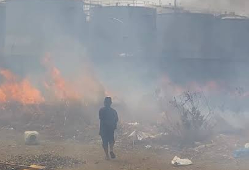 DIDUGA AKIBAT ANAK BERMAIN KOREK API LAHAN 4000 METER PERSEGI DI CILINCING LUDES TERBAKAR
