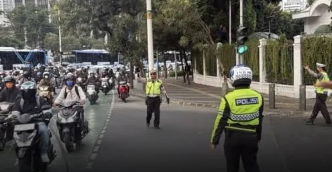 DEMO DI MONAS, SUDIRMAN-THAMRIN DAN DPR, POLDA METRO REKAYASA LALIN MULAI JAM 10 PAGI