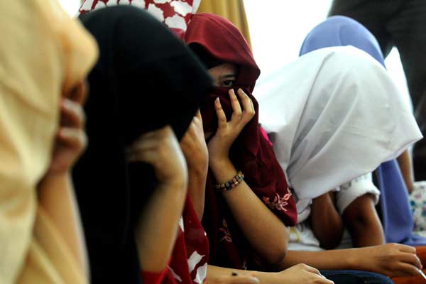 TERGIUR GAJI BESAR DI MALAYSIA WANITA MEDAN MALAH DIJUAL JADI OPERATOR JUDI ONLINE DI MADAGASKAR